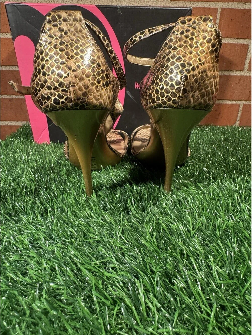 Women’s Michael Antonio Shazay Faux Snake Skin Heels Size 10